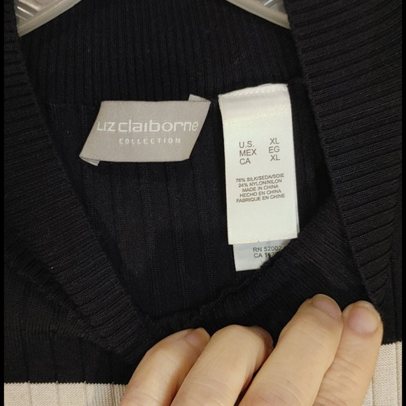 Liz Claiborne - Picture 2 of 3